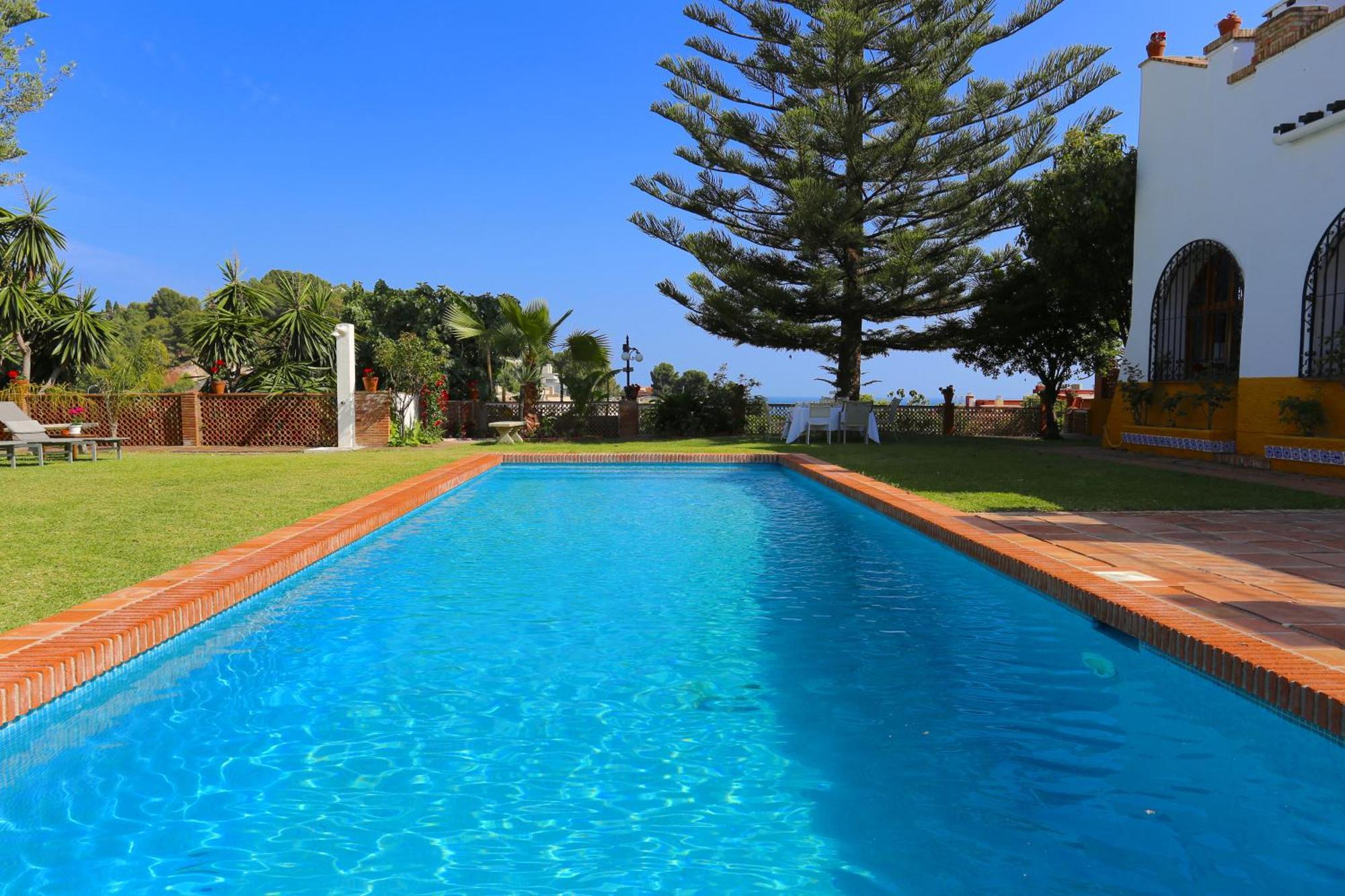 Villa Clavero Nine Premium Apt Малага Экстерьер фото